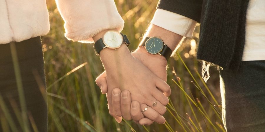 Wysokiej jakości zegarki damskie - jakie wybrać?