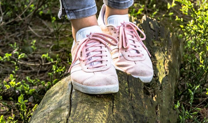 Obuwie do pracy stojącej – które wybrać?