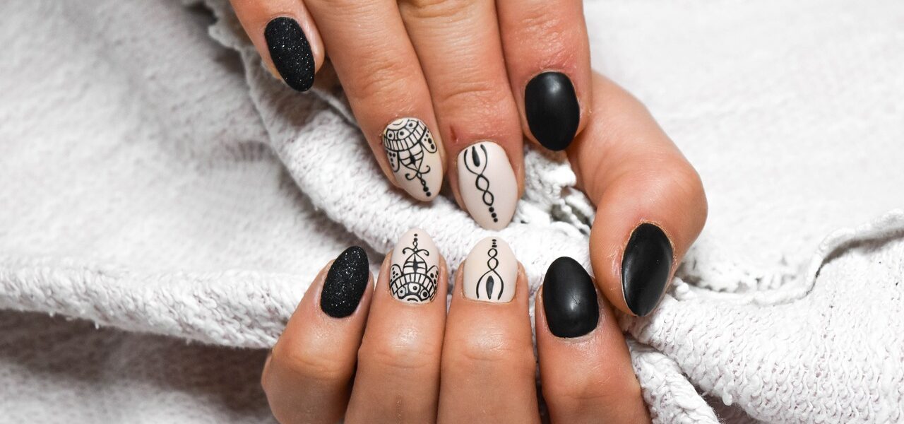 Produkty do manicure – jak sprawdzić, czy nadal są świeże?